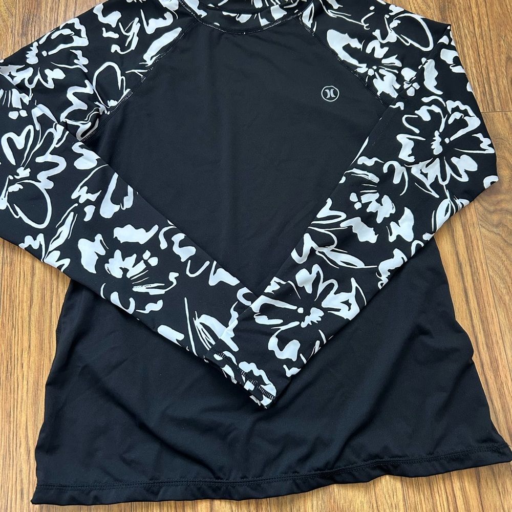 Black and White Floral Long Sleeve swim shirt